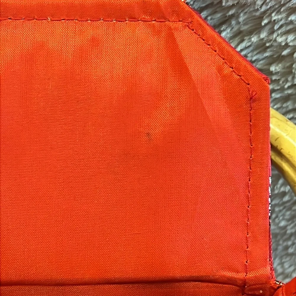 Novelty & Fun “Take Out” Purse - Picture 12 of 12